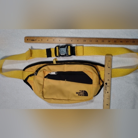 The NORTH FACE Yellow Script Waterproof Fanny Pack Crossbody waist purse… - Picture 13 of 13